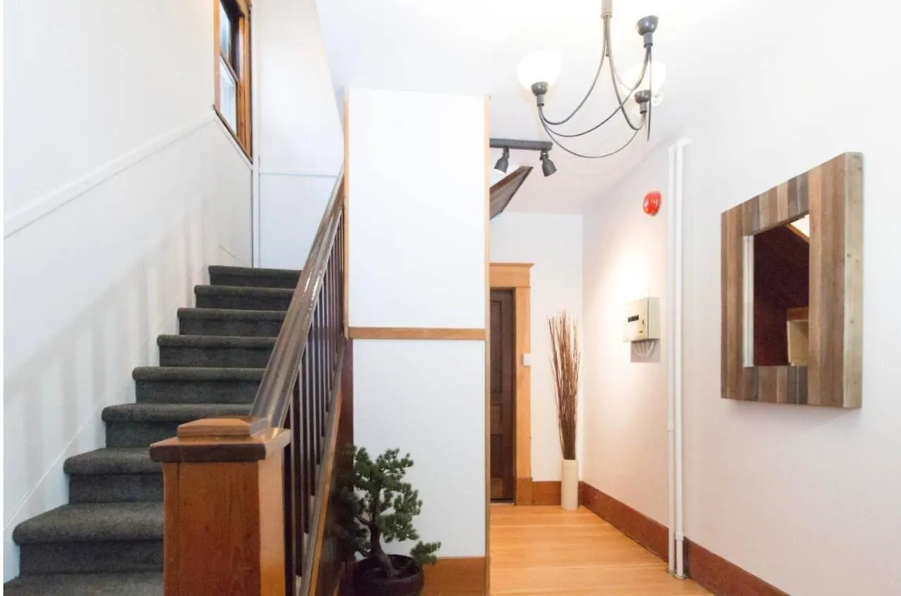 North House - Rocky Mountain Retreat- Enormous House Sleeps 23 Villa Banff