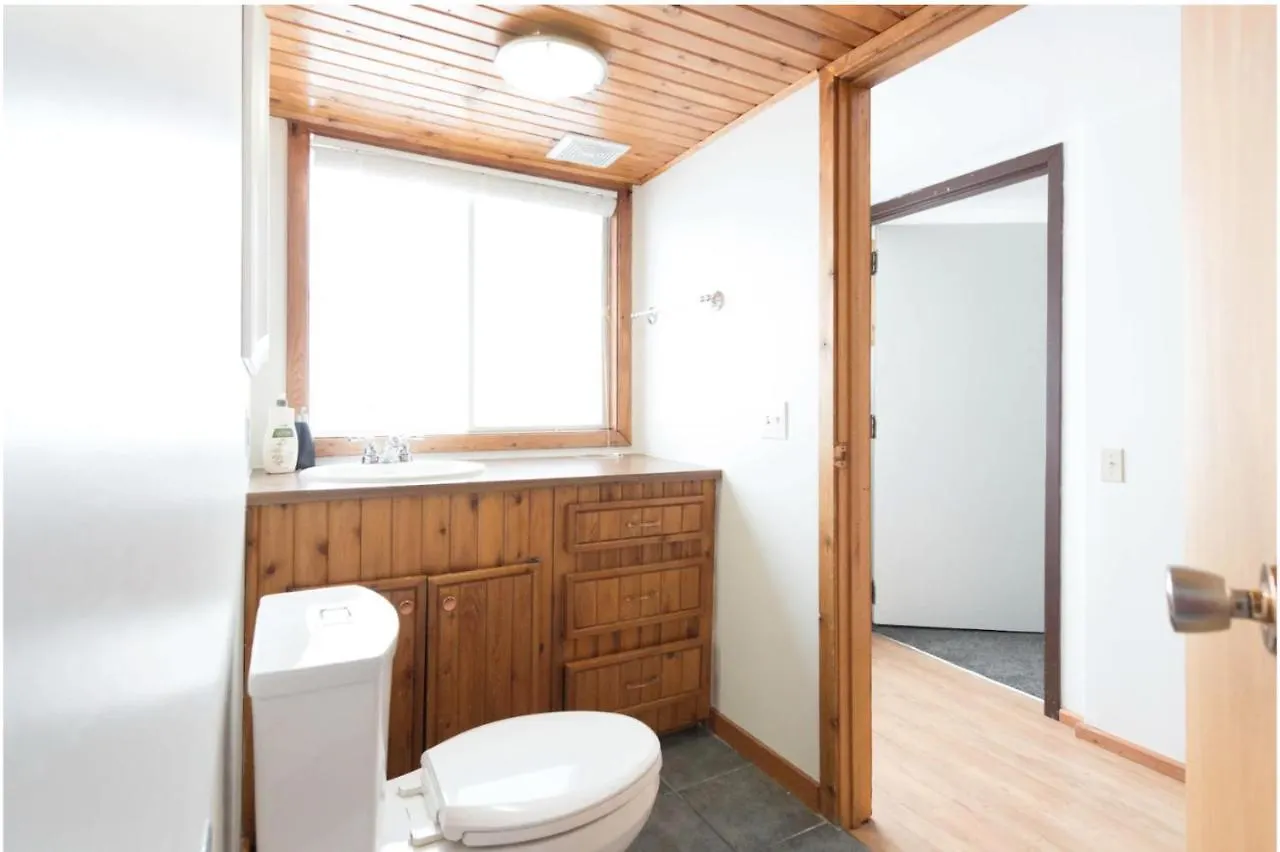North House - Rocky Mountain Retreat- Enormous House Sleeps 23 Villa Banff Holiday home