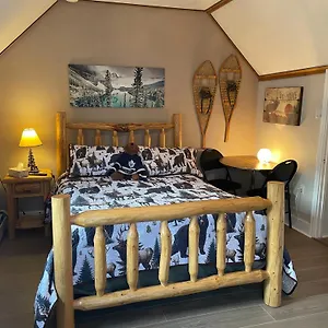 Bed & Breakfast Holiday Lodge Cabins, Banff